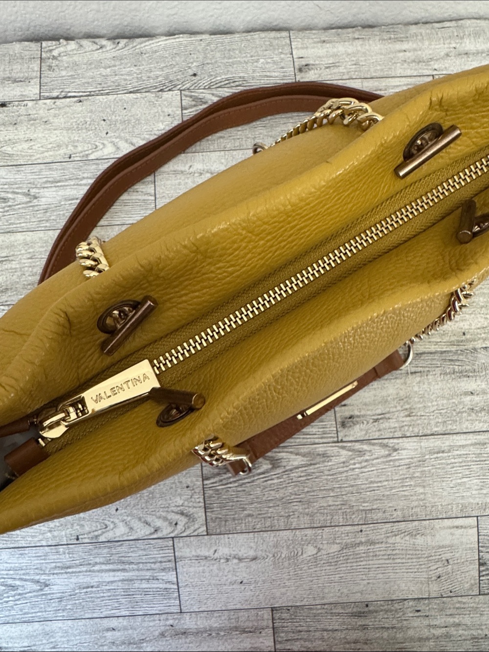 Valentina Tradizione Italiana Mustard Leather Tote - Picture 11 of 13